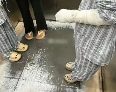 突发爆燃,5人受伤!专家提醒:卡式炉下别放它→ 突发爆燃,5人受伤!专家提醒:卡式炉下别放它→