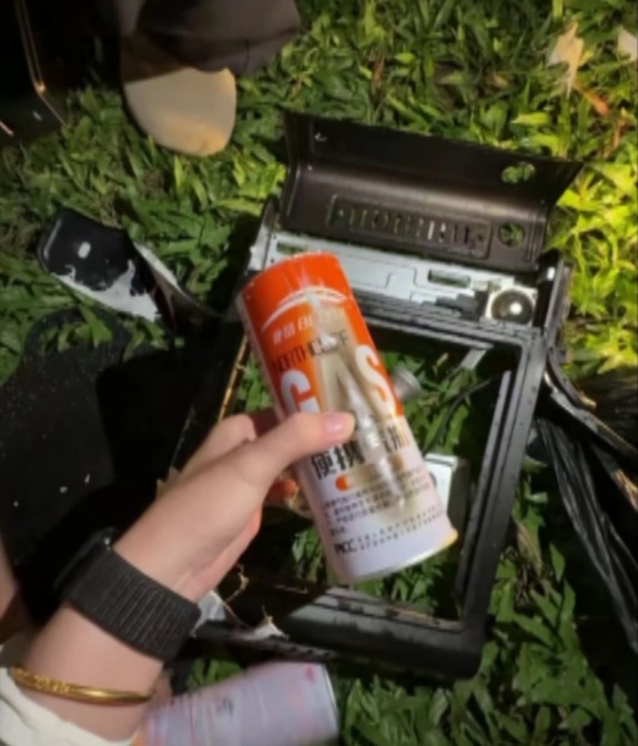 突发爆燃,5人受伤!专家提醒:卡式炉下别放它→ 突发爆燃,5人受伤!专家提醒:卡式炉下别放它→