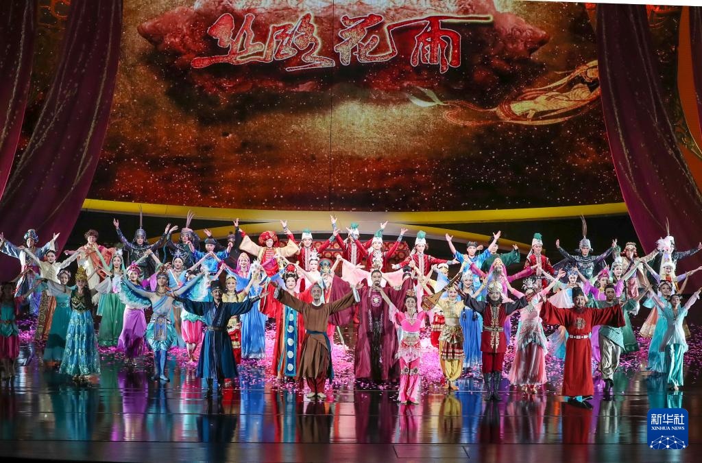 新版《丝路花雨》亮相敦煌文博会