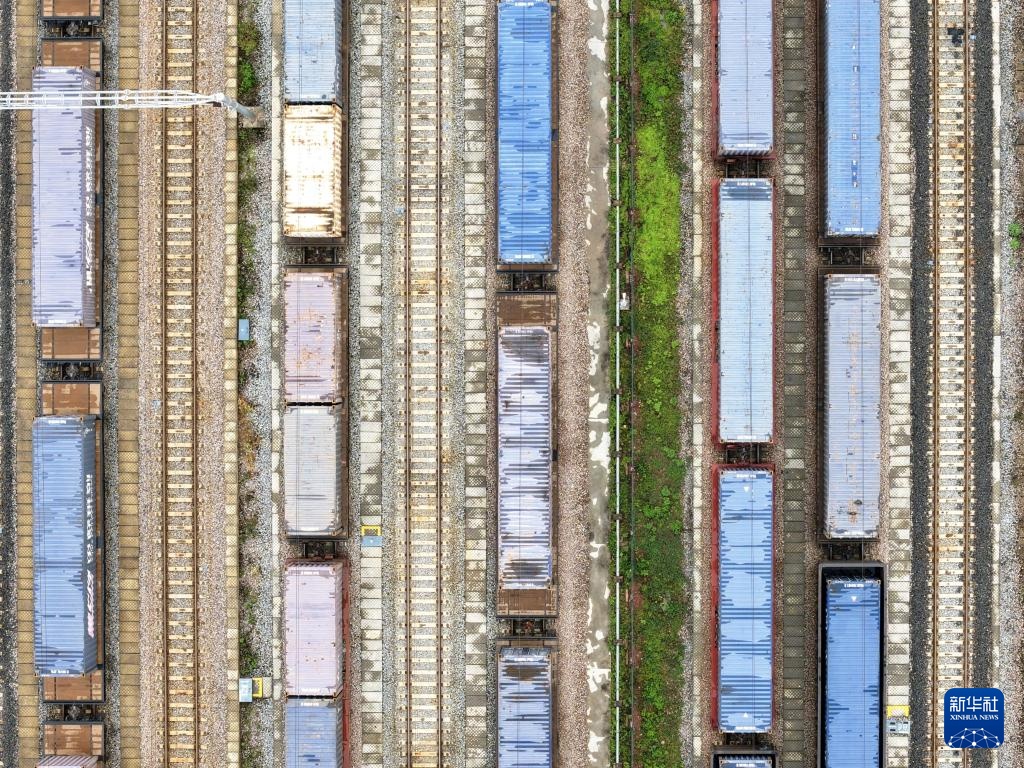 中老铁路开行货物列车突破6万列