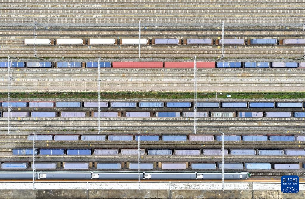 中老铁路开行货物列车突破6万列
