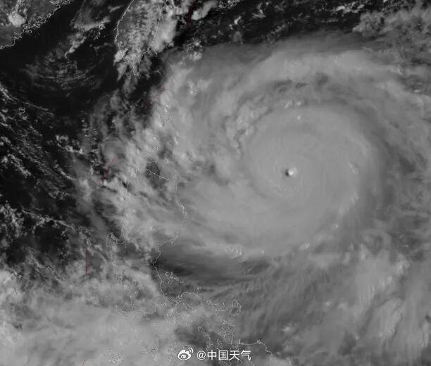 紧急提醒：“桦加沙”可能随时登陆、多次登陆，巅峰强度接近去年“摩羯”！至于会否停课，广州天气回应