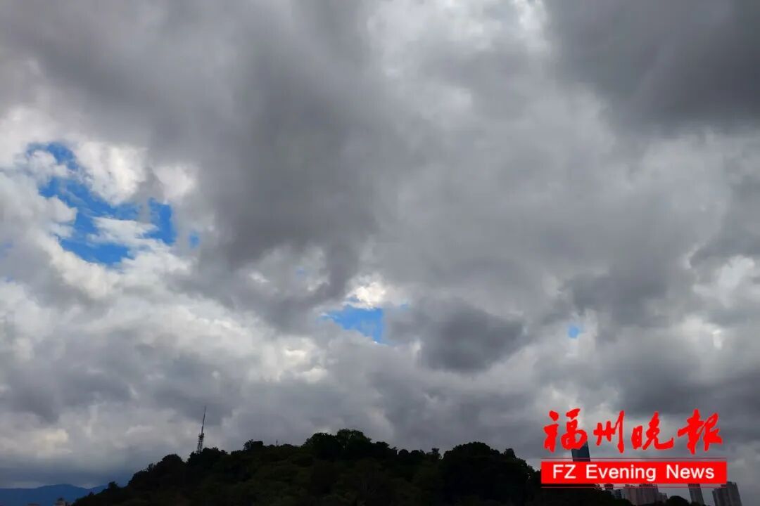 风暴潮预警！海浪预警！“桦加沙”或以超强台风级别靠近福建海域