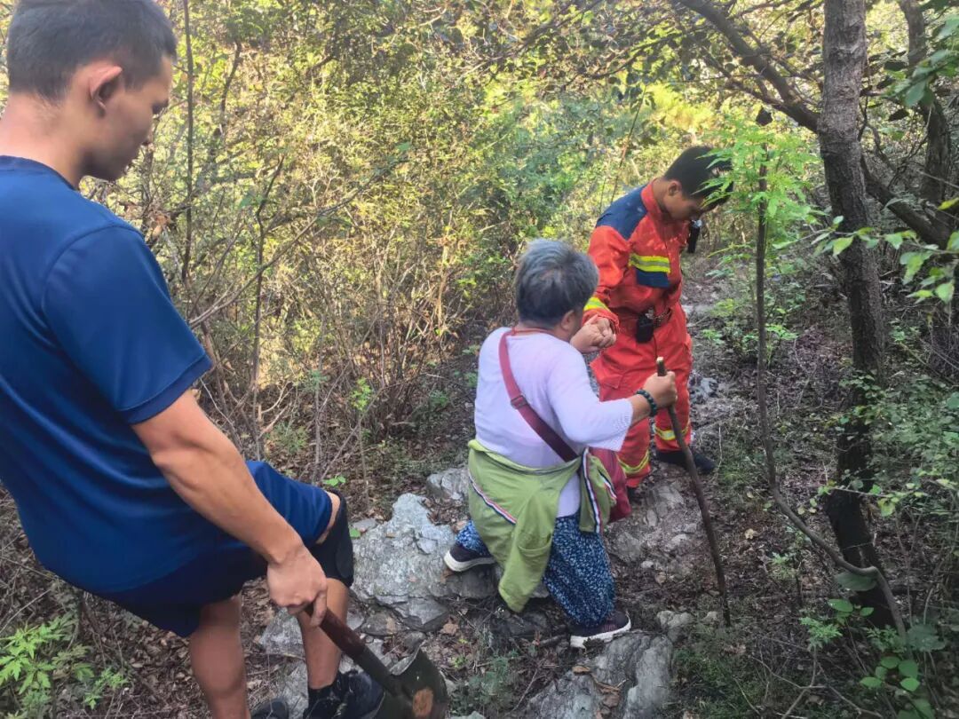 立秋后登山游热度攀升，北京石景山消防一个多月处置十起被困警情