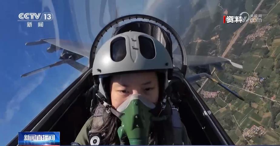 “空天玫瑰”炫舞长空背后：体检要忍受8个G的过载