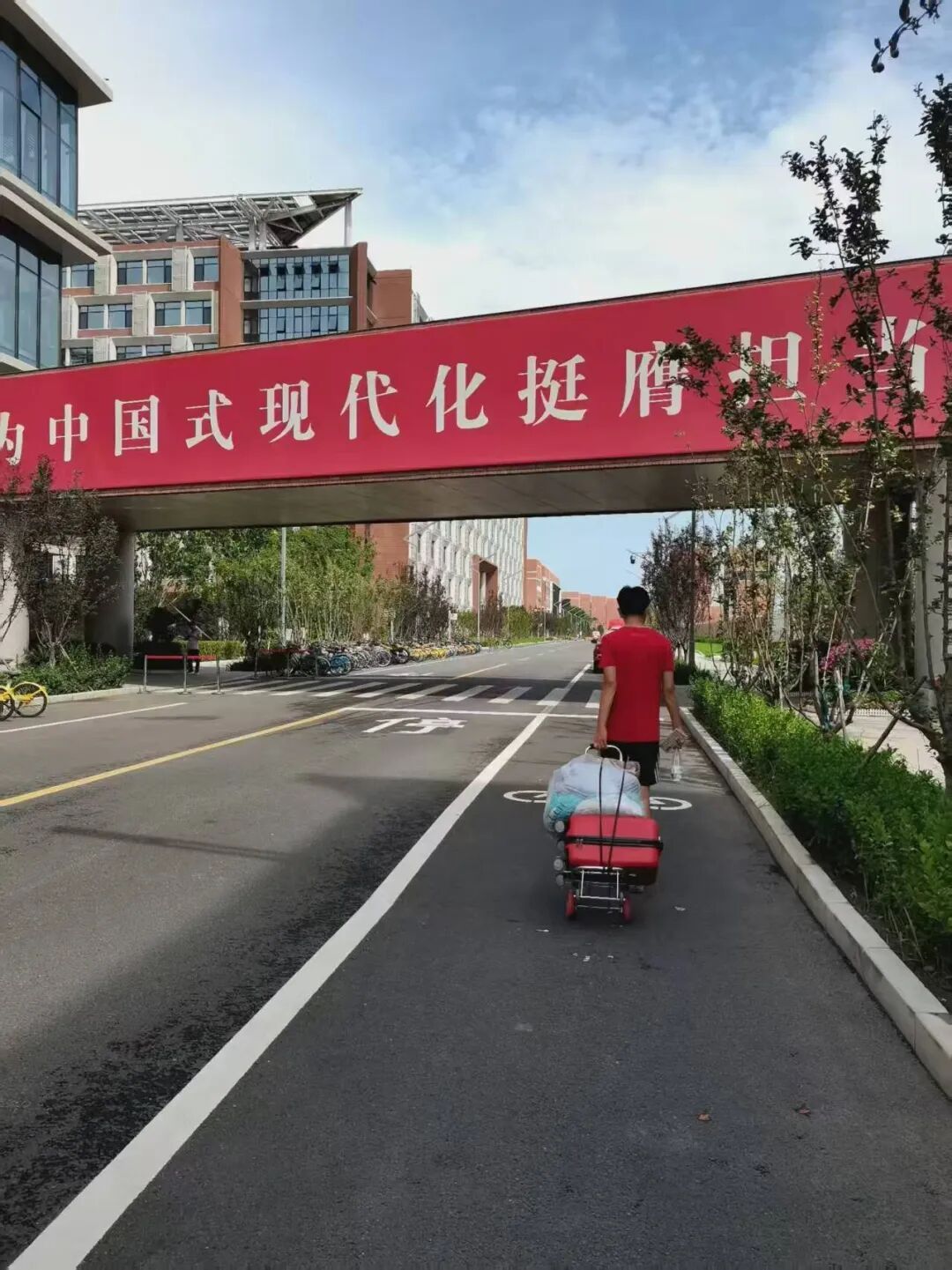 励志!外卖小哥考上人大研究生,他的自述感动了小编…… 励志!外卖小哥考上人大研究生,他的自述感动了小编……