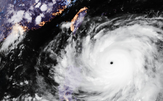 再下两天雨！“风王桦加沙”将终结河南阴雨，周三气温急速回升，昼夜温差将超10℃