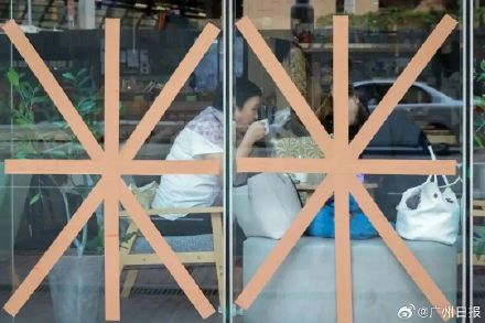 为什么台风天要贴米字胶带