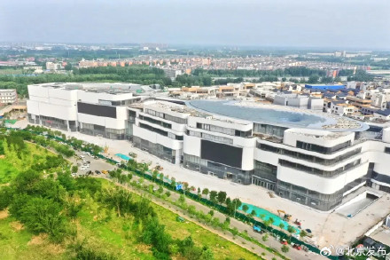 华北最大奥莱将于年底开放，打造30米高“空中瀑布”