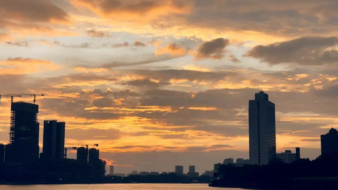 广东多地出现晚霞！17级超强台风来前为啥“风平浪静”？提醒