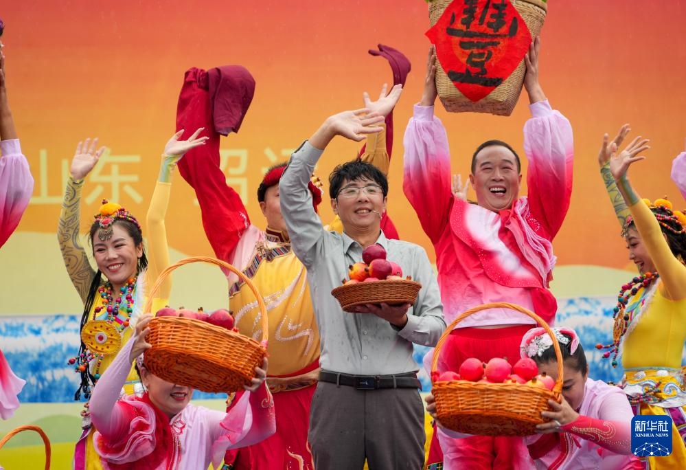 2025年中国农民丰收节全国主场活动在山东招远举行