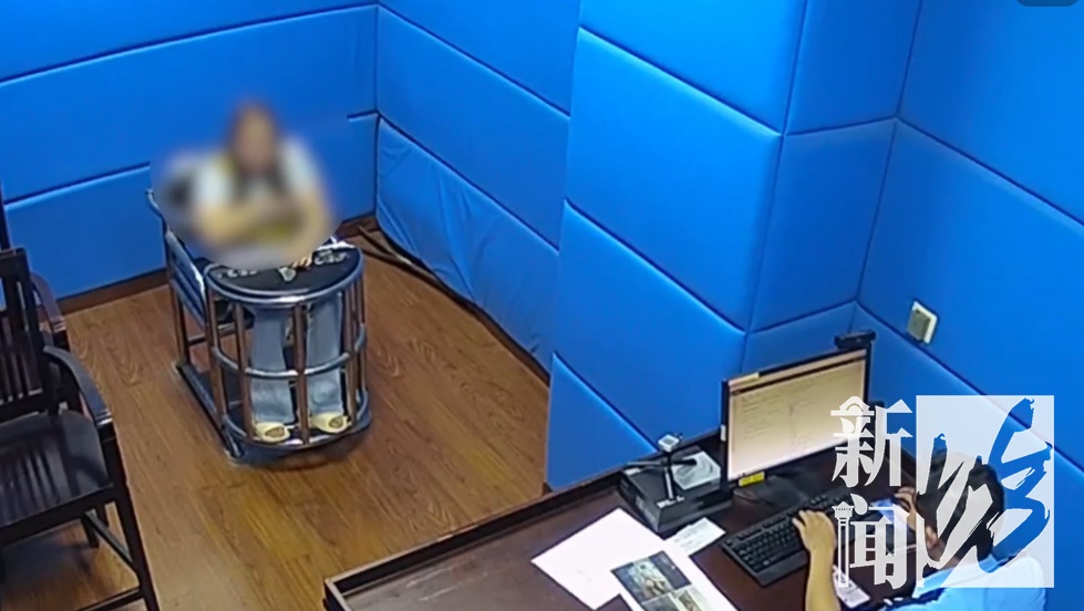 这闺蜜情太“塑料”了！沪一女子为了躲避请客吃饭，居然打了110...