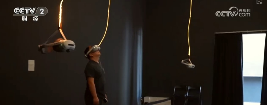 “机械巨兽”“AI学者”……AI赋能激发文旅新活力 数字化转型与降本增效动力十足 “机械巨兽”“AI学者”……AI赋能激发文旅新活力 数字化转型与降本增效动力十足