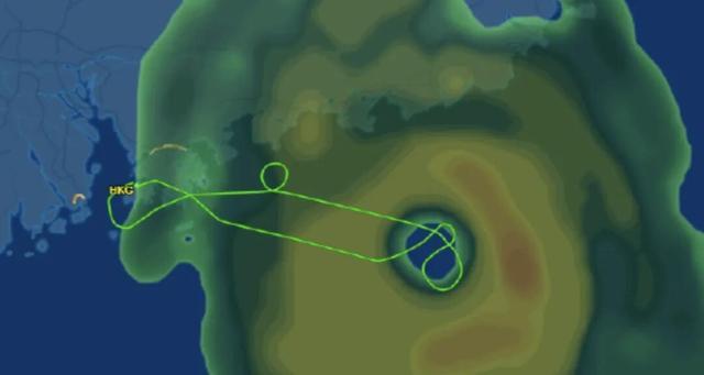 这飞机疯了吗?竟然往超强台风“桦加沙”里钻! 这飞机疯了吗?竟然往超强台风“桦加沙”里钻!