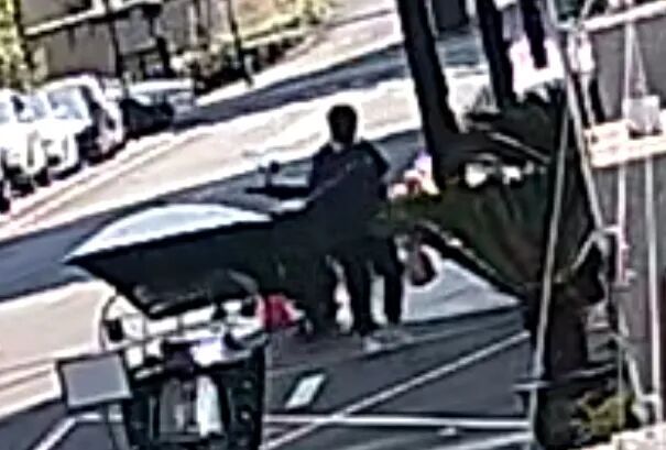 10元的外卖被偷,杭州小哥报警!民警一查嫌疑人,大家都傻眼了…… 10元的外卖被偷,杭州小哥报警!民警一查嫌疑人,大家都傻眼了……