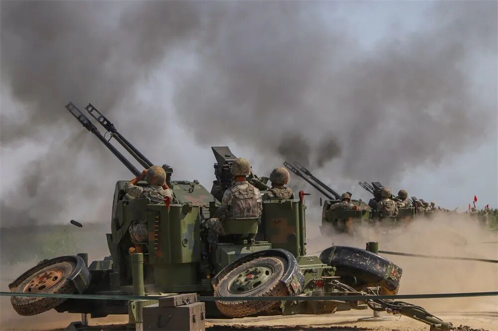 防空兵，开火！