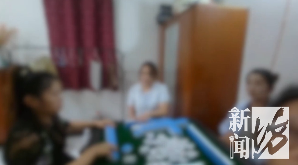 这闺蜜情太“塑料”了！沪一女子为了躲避请客吃饭，居然打了110...