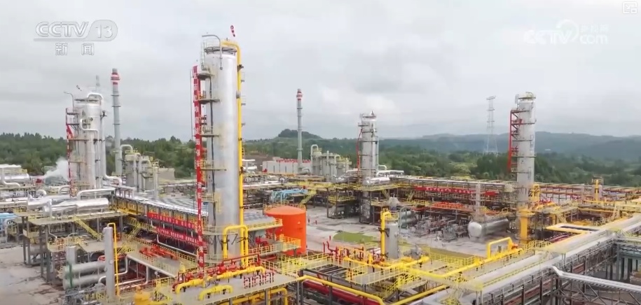 经济“硬支撑”更稳！多个大国工程智慧与实力兼具 新突破、新纪录成亮点