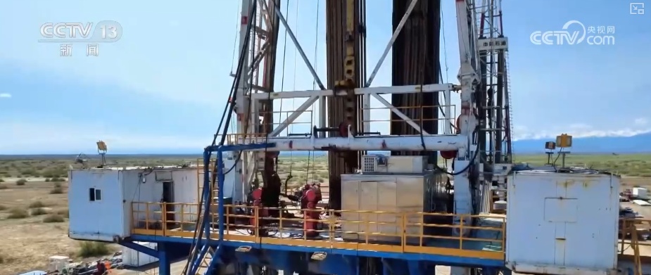 经济“硬支撑”更稳！多个大国工程智慧与实力兼具 新突破、新纪录成亮点