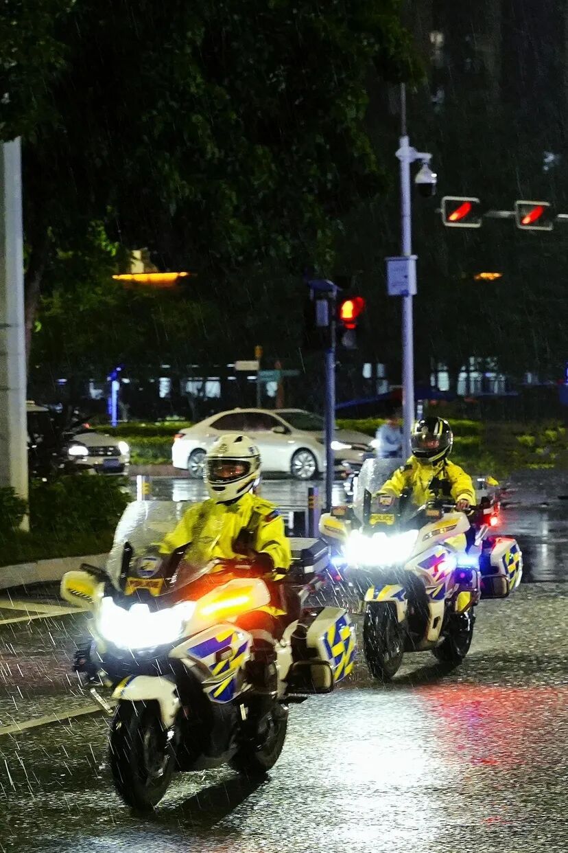 满城风雨，总有人护您周全
