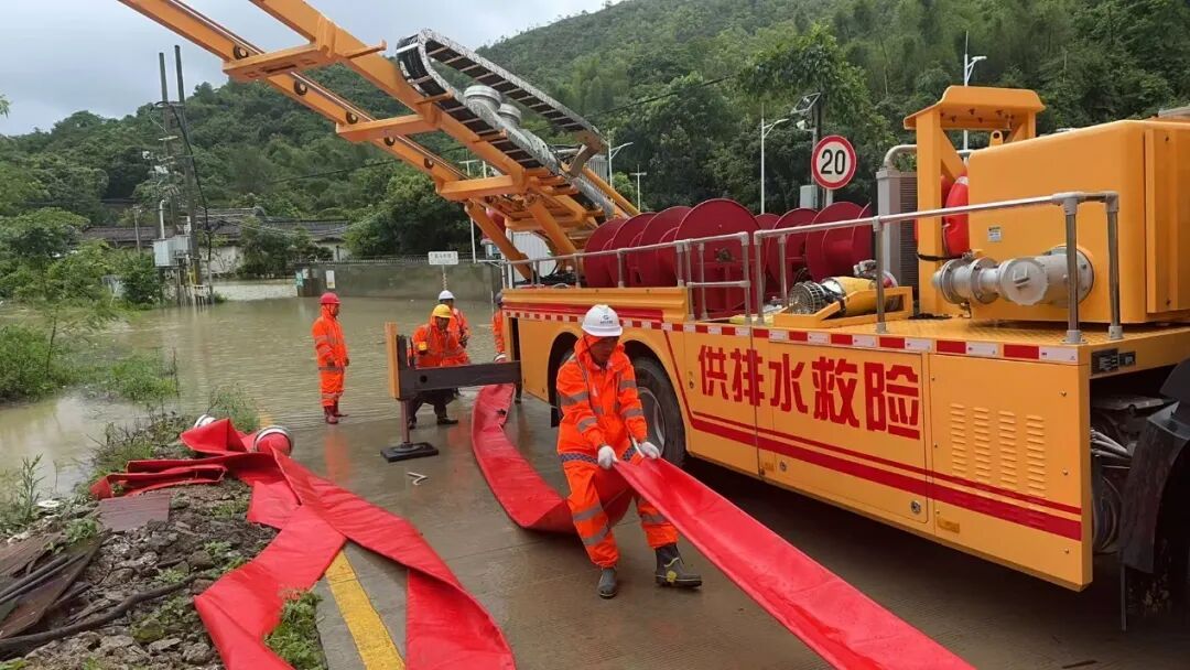 满城风雨，总有人护您周全