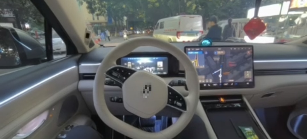 危险！车在高架行驶，司机在副驾睡觉……酒后开“智驾神器”驾车20分钟，法院判了