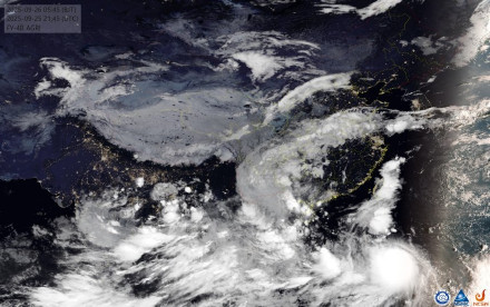 台风博罗依来了 即将进入南海