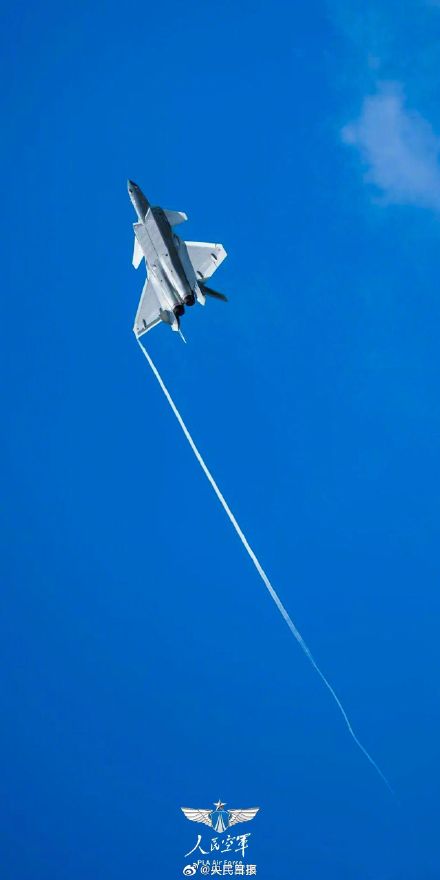 转存收藏！这波中国战机壁纸你值得拥有