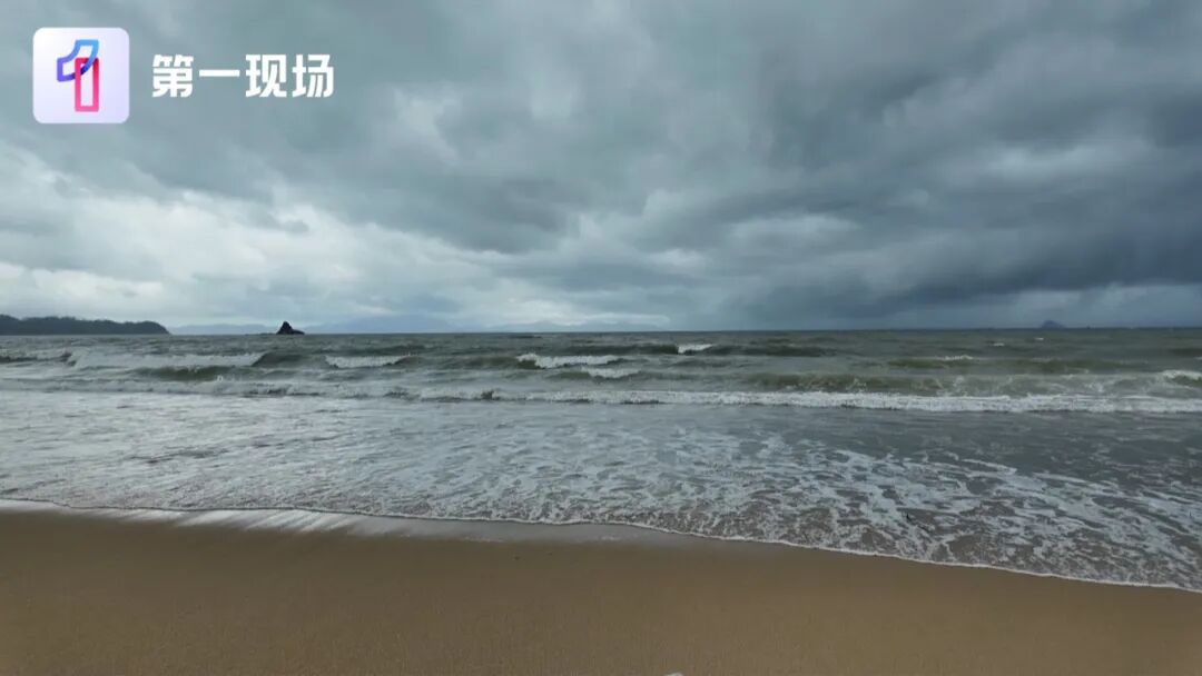 台风后大梅沙成“大没沙”?景区回应:谣言!正在修复 台风后大梅沙成“大没沙”?景区回应:谣言!正在修复