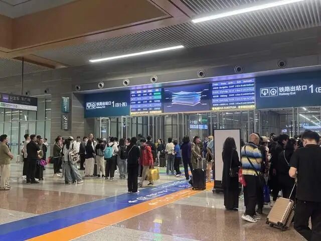 抢票“加速包”不加速！12306官方教你“避坑”