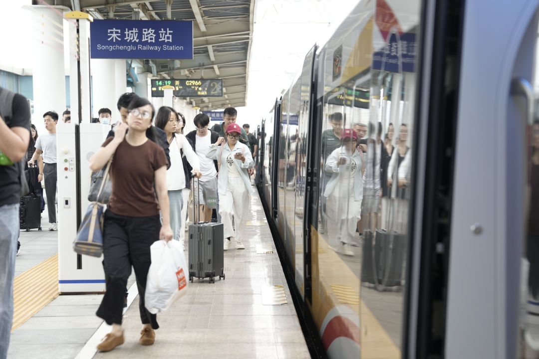 “迷你”动车组火了！网友：可别小看它