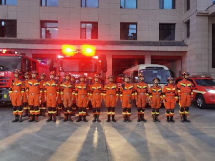 甘肃陇西发生5.6级地震 甘肃消防紧急出动