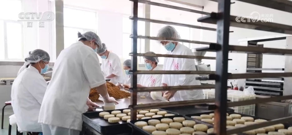 节日限定美食缤纷登场 “舌尖上的中秋”解锁家乡味道