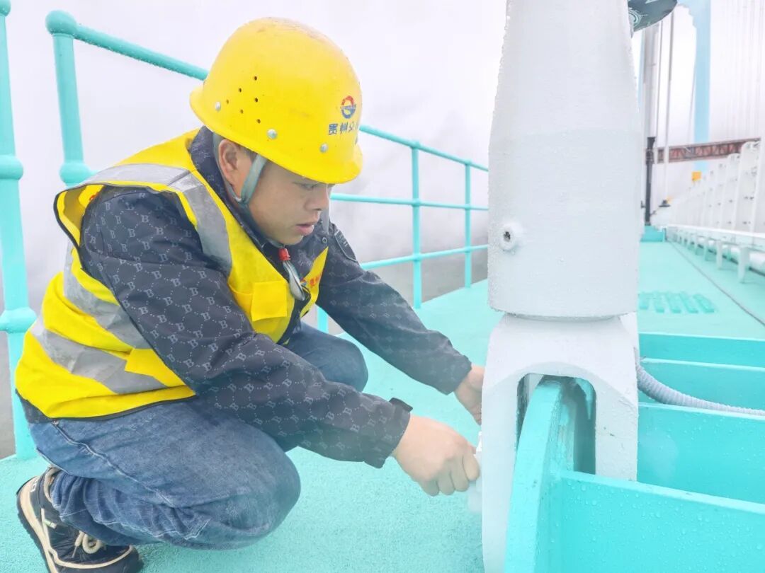 我在大国工程当工匠｜他们在“地球裂缝”之上建成世界第一高桥！