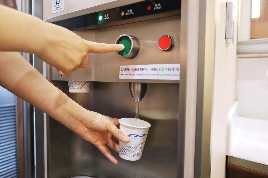 这趟北京西往返深圳北的列车全是单间，国庆中秋假期加开！