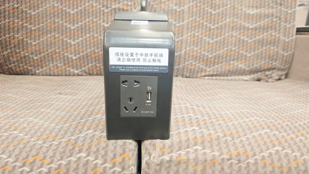 坐高铁实用小贴士！网友直呼：“太需要了”