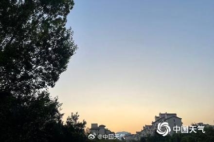 北京今晨有轻雾或雾白天阵风5级左右 未来三天昼夜温差超10℃
