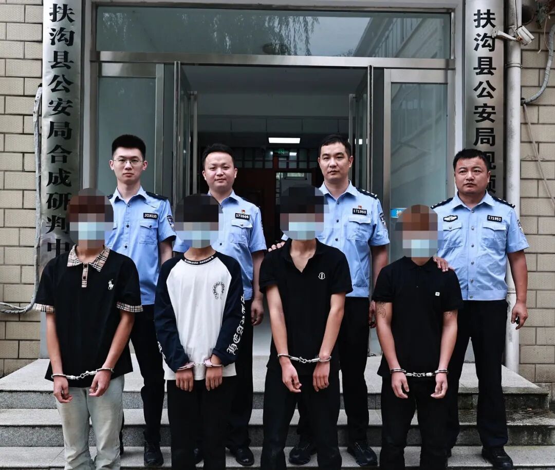 “精神小伙”砸了车窗，进了“铁窗”