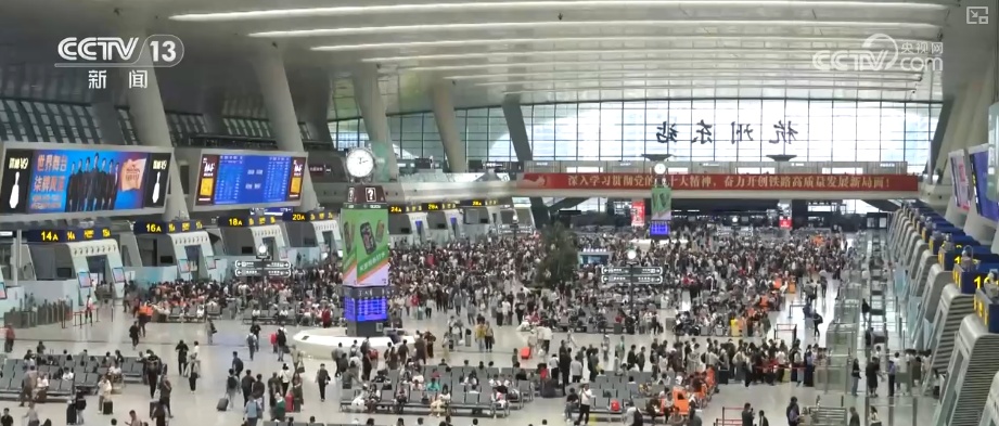 暖心、便民、智慧、精细……多样化服务保障百姓乐享假期顺畅出行