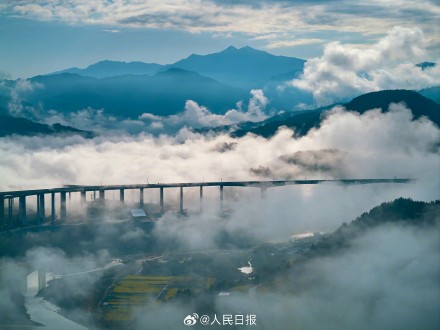 成都九寨沟4小时开车直达！九绵高速公路全线通车