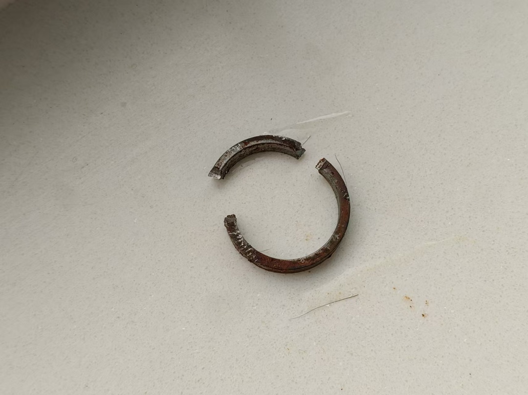 被卡5天？男孩的好奇心把自己送进医院