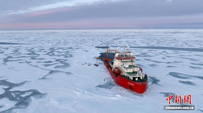 “中山大学极地”号结束北冰洋科考任务返航广州