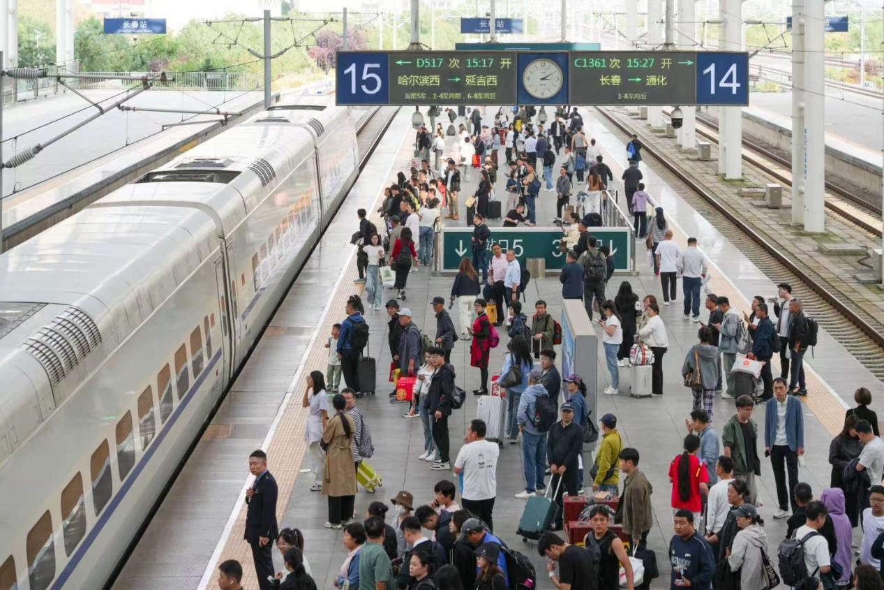 2025年“中秋、国庆”假期长春站预计发送旅客152.4万人次