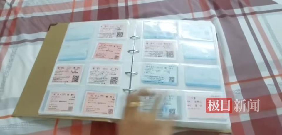 纸质车票10月1日起全面停用,网友晒珍藏票根:每一张都藏着独家记忆 纸质车票10月1日起全面停用,网友晒珍藏票根:每一张都藏着独家记忆