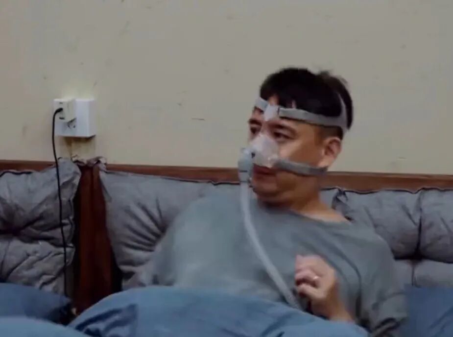 黄磊戴呼吸机睡觉冲上热搜！陈乔恩、杨威等也有此困扰，医生提醒