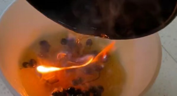 注意！几乎家家厨房都有，可能成为 “炸弹”