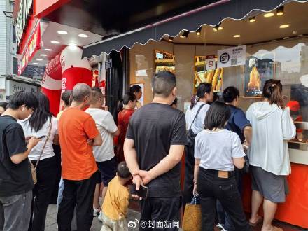 荣昌政府食堂中午接待游客2700人 荣昌政府食堂中午接待游客2700人