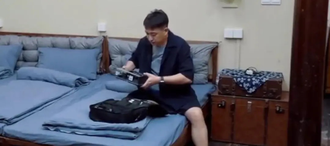 黄磊戴呼吸机睡觉上热搜，医生：已达中重度