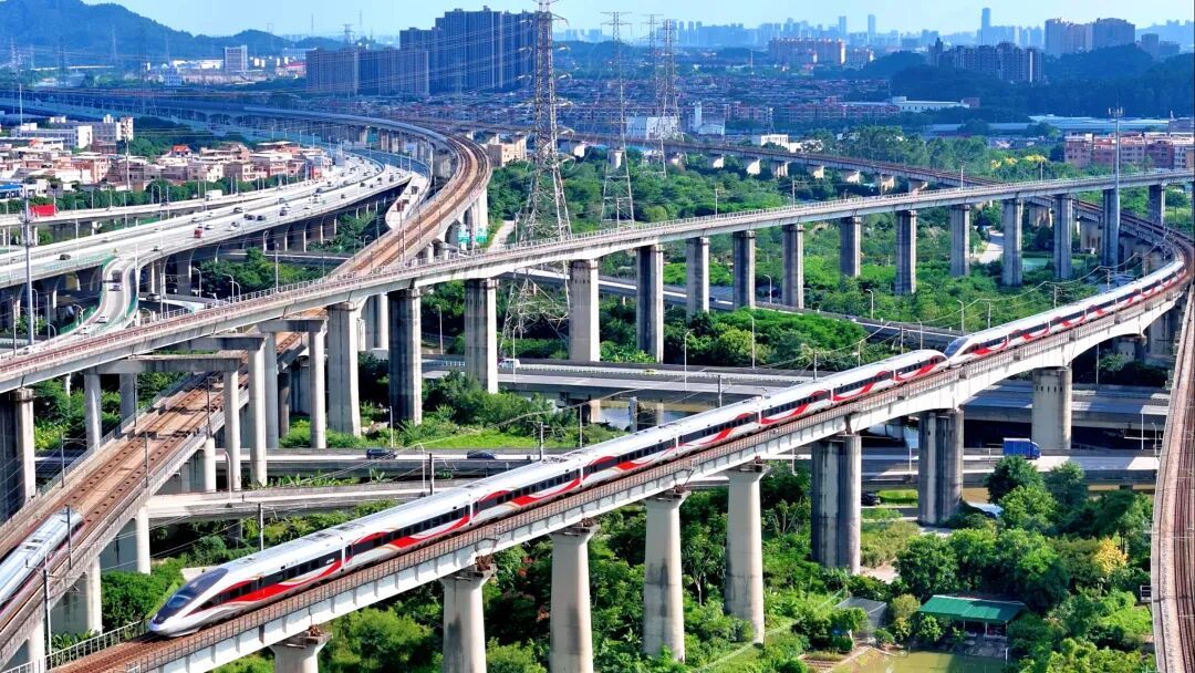 增加运力！复兴号都“拼起来”跑了！