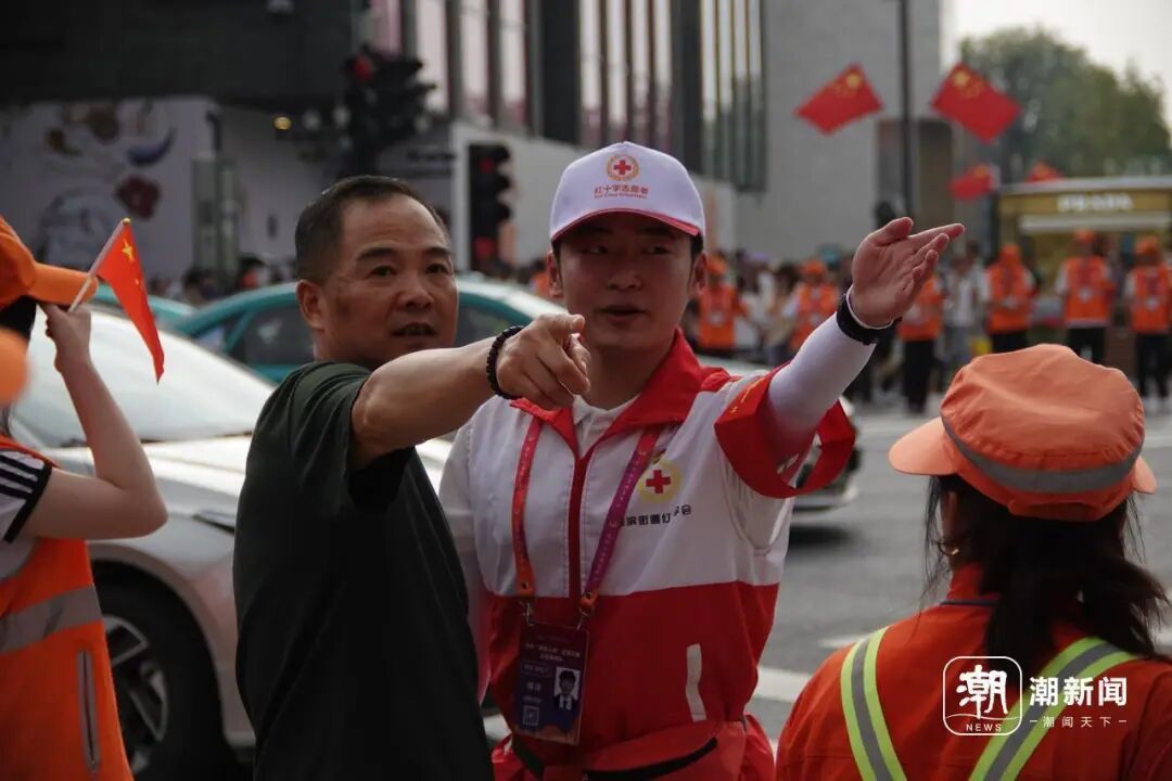 44.63万人次!西湖边,震撼一幕又刷屏了! 44.63万人次!西湖边,震撼一幕又刷屏了!